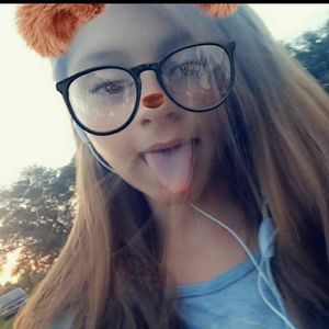 Meet your Posher, Abigail